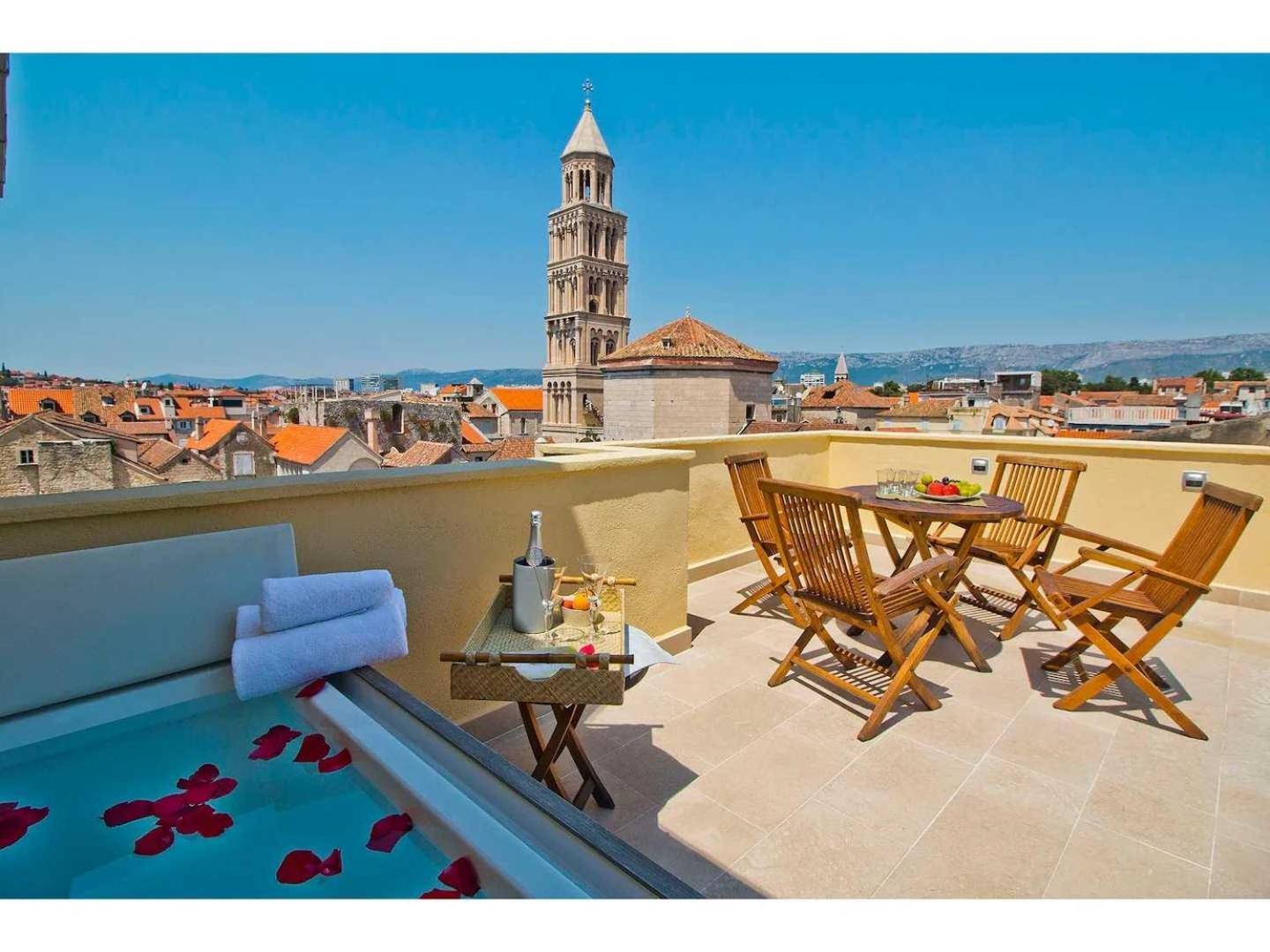 スプリトTerazza Grande In Diocletian Towerアパートメント エクステリア 写真