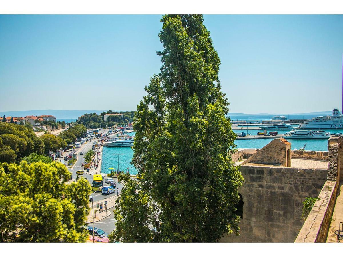 スプリトTerazza Grande In Diocletian Towerアパートメント エクステリア 写真