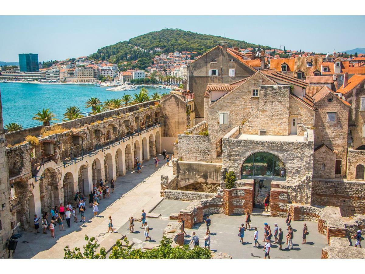スプリトTerazza Grande In Diocletian Towerアパートメント エクステリア 写真